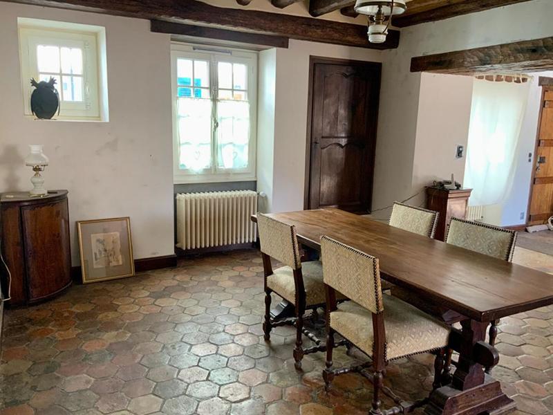 Maison - 240 m² - 9 pièces