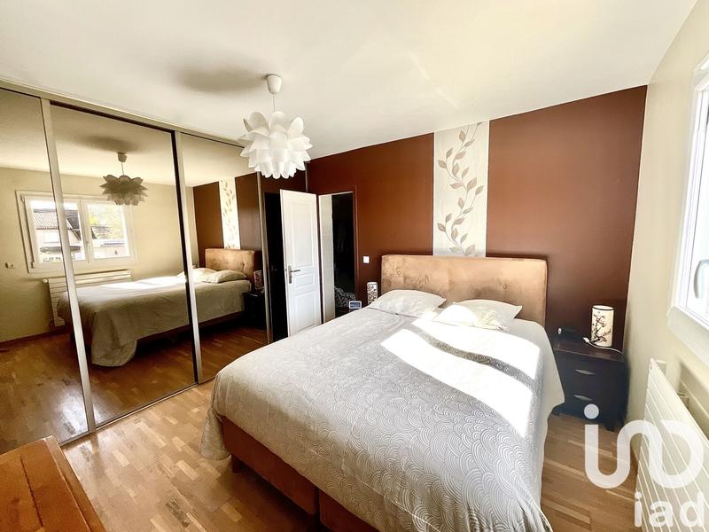 Maison - 166 m² - 7 pièces