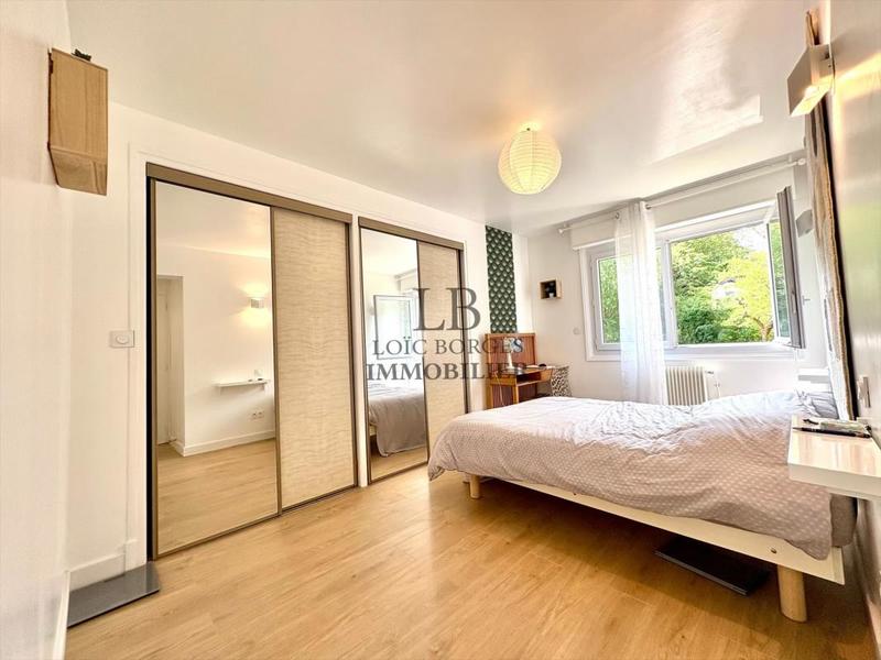 Appartement - 82 m² - 4 pièces