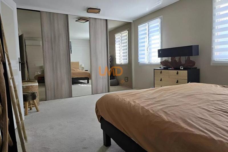 Maison - 106 m² - 5 pièces