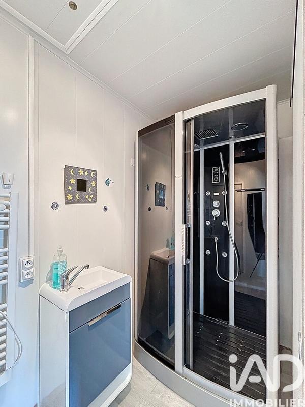 Maison - 169 m² - 8 pièces