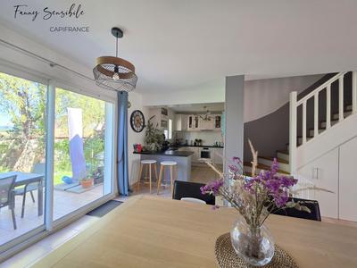 Maison - 92 m² - 4 pièces