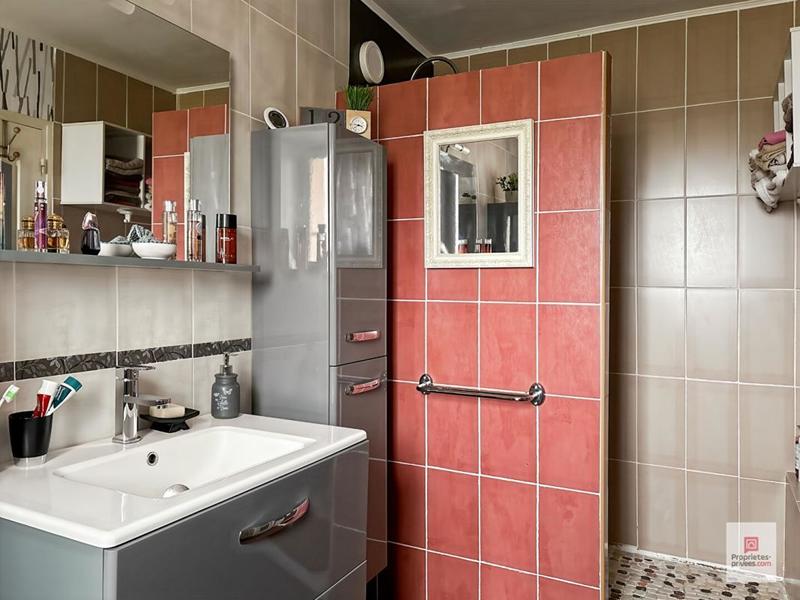 Maison - 111 m² - 6 pièces