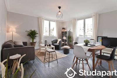 Chambre - 9 m² - 1 pièce