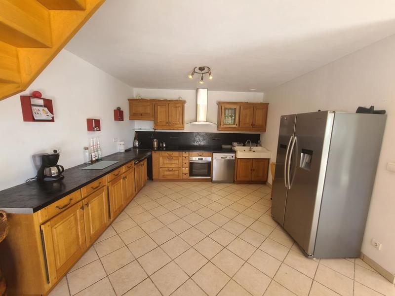 Maison - 215 m² - 6 pièces