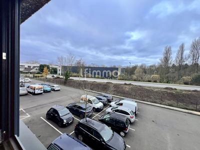 Local commercial - 117 m² - 2 pièces