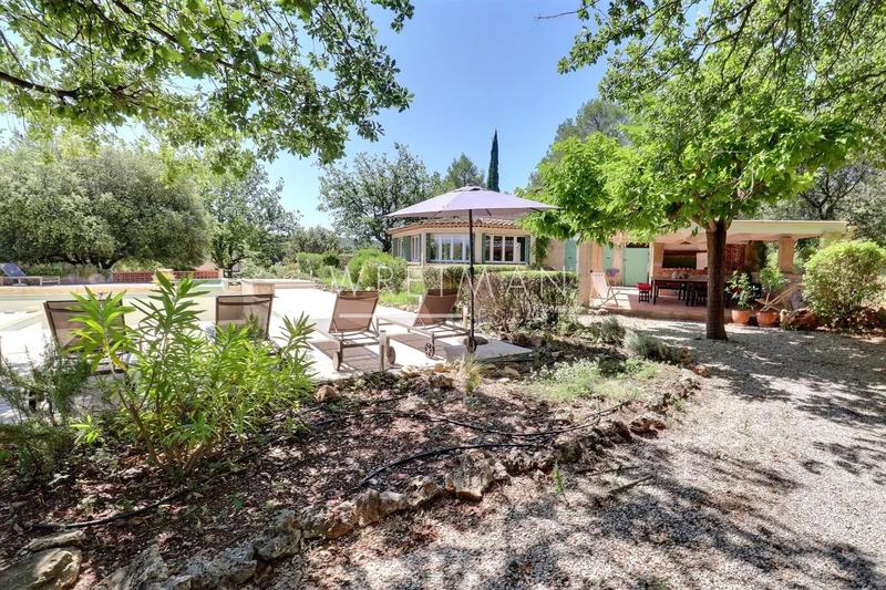 Villa - 230 m² - 8 pièces