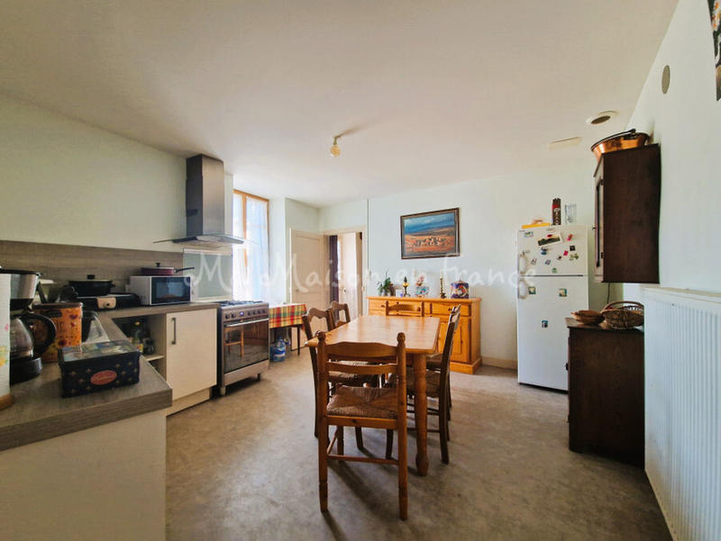 Maison - 85 m² - 4 pièces