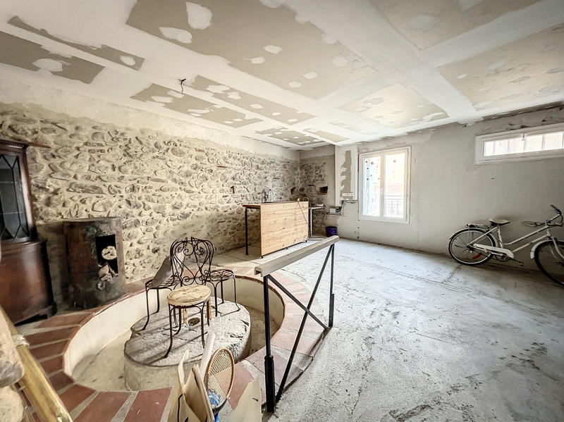 Maison - 230 m² - 8 pièces