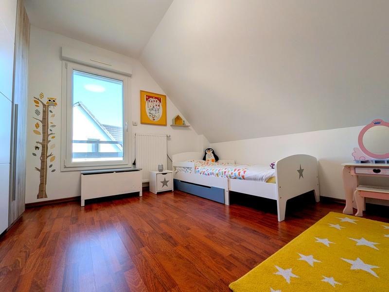 Maison - 102 m² - 5 pièces