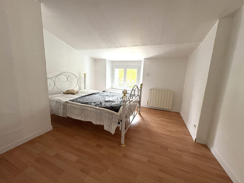 Maison traditionnelle - 146 m² - 6 pièces