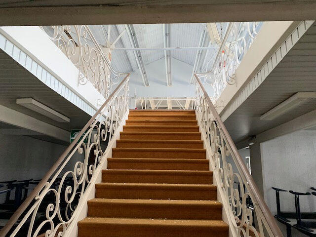 Local commercial - 6 000 m²