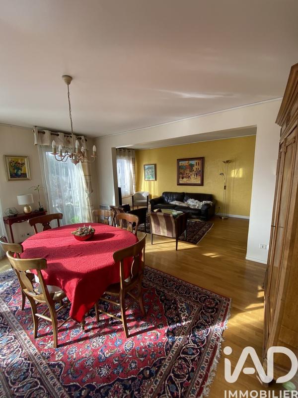 Appartement - 122 m² - 5 pièces