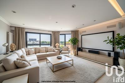 Duplex - 239 m² - 7 pièces