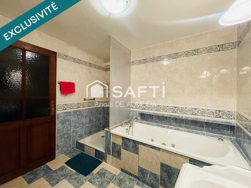 Maison - 104 m² - 4 pièces