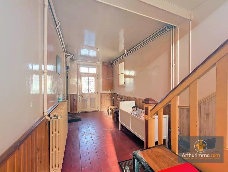 Immeuble - 209 m² - 8 pièces