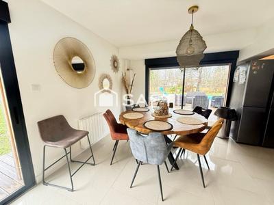 Maison - 128 m² - 5 pièces