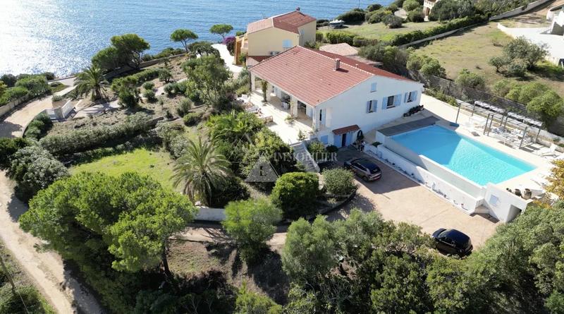 Villa - 189 m² - 6 pièces