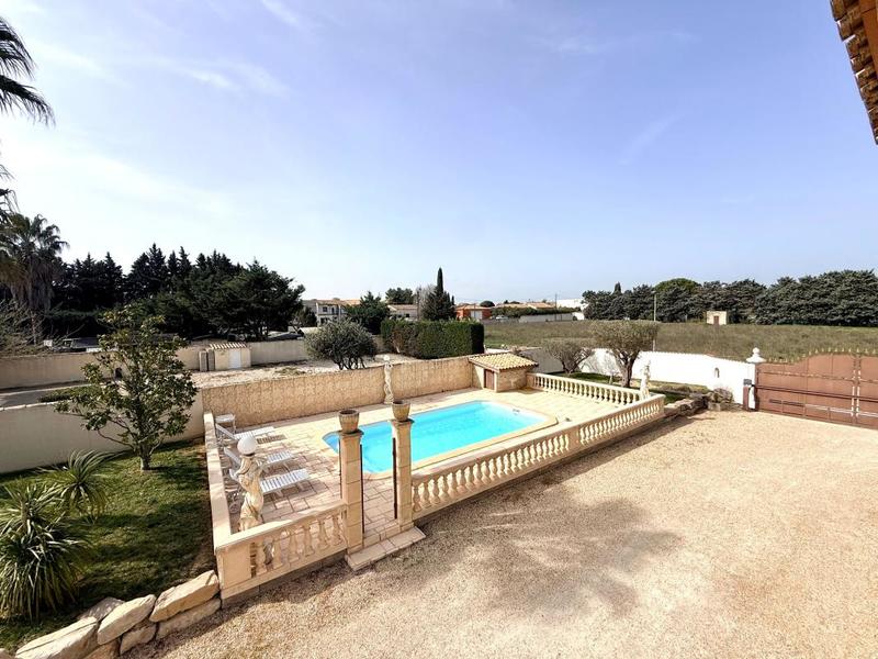 Maison - 200 m² - 5 pièces