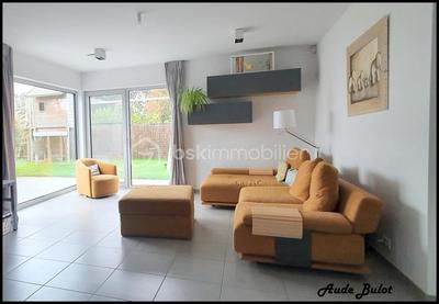 Maison - 240 m² - 8 pièces