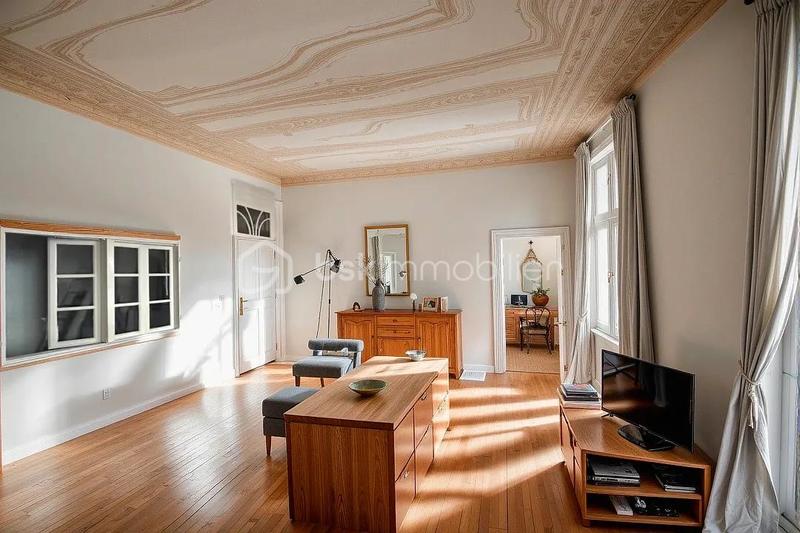 Appartement - 154 m² - 5 pièces