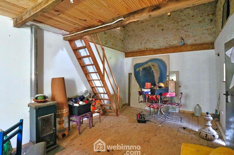 Maison - 93 m² - 4 pièces