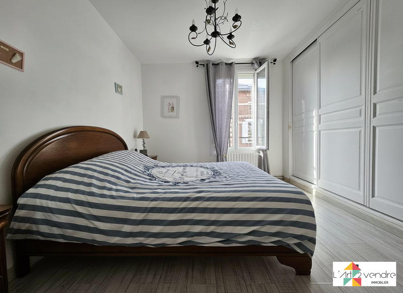 Maison - 92 m² - 4 pièces