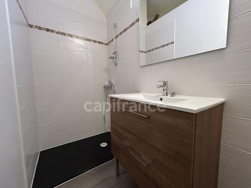 Maison - 390 m² - 11 pièces