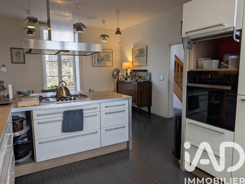 Maison de ville - 180 m² - 8 pièces