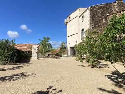 Château - 476 m² - 9 pièces