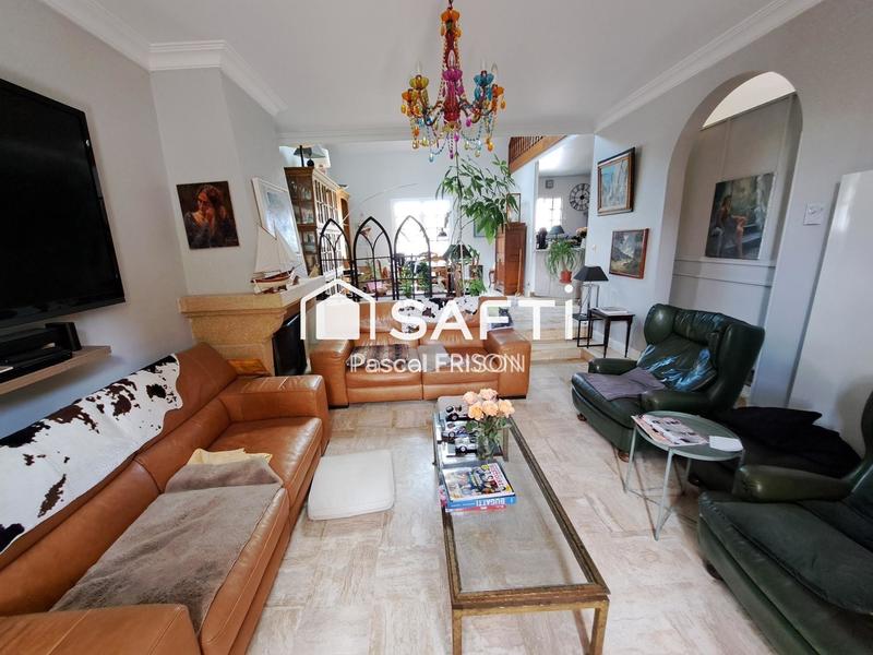 Maison - 188 m² - 7 pièces