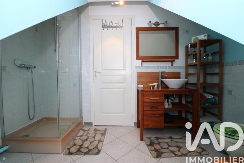 Maison - 200 m² - 6 pièces