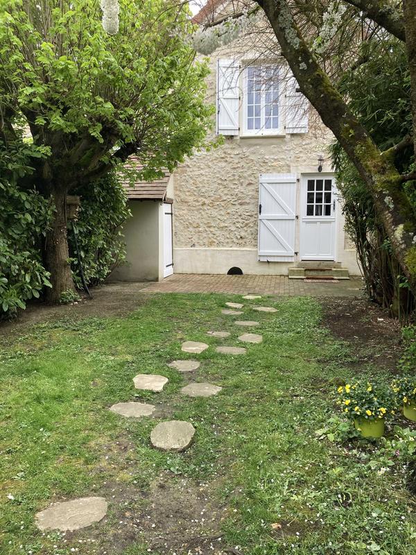 Maison - 98 m² - 4 pièces