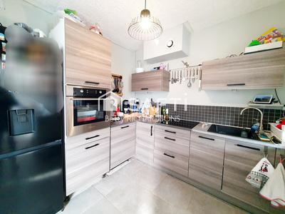 Maison - 73 m² - 5 pièces