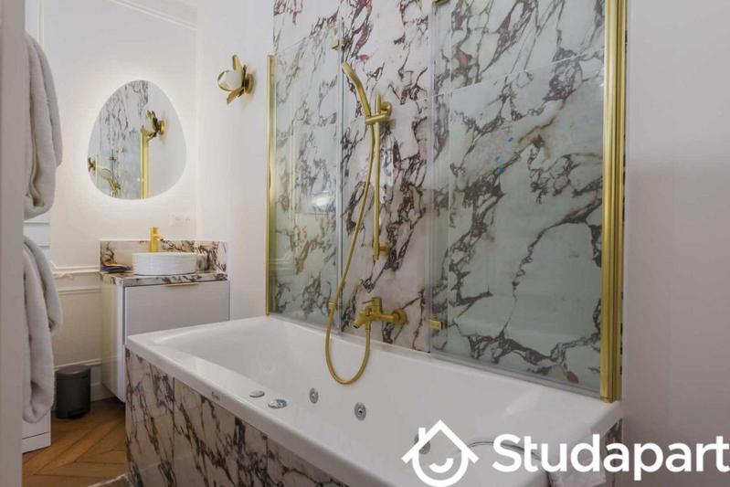 Appartement - 130 m² - 4 pièces