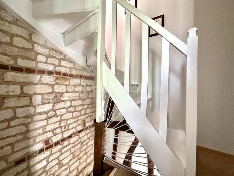 Maison - 140 m² - 4 pièces