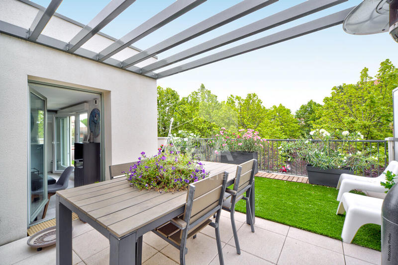 Appartement - 86 m² - 4 pièces