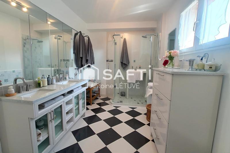 Maison - 183 m² - 6 pièces