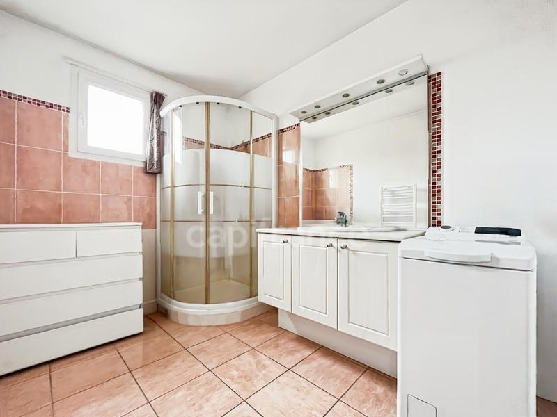 Appartement - 83 m² - 4 pièces