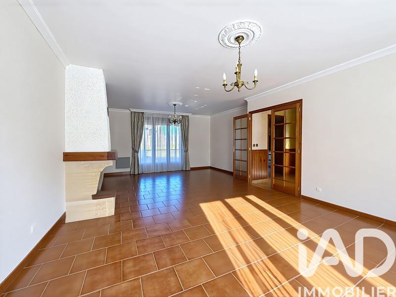 Maison - 93 m² - 5 pièces