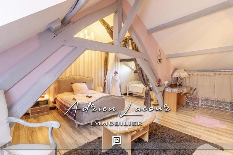 Maison - 180 m² - 8 pièces