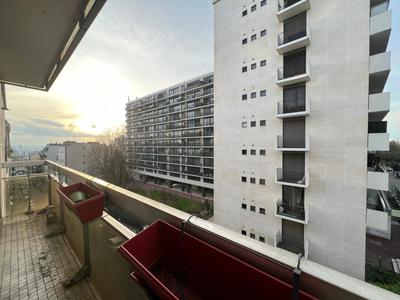 Appartement - 97 m² - 3 pièces