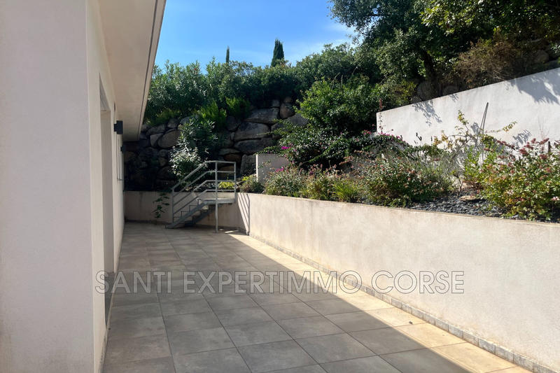 Maison contemporaine - 85 m² - 4 pièces