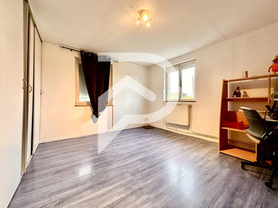 Maison - 140 m² - 4 pièces