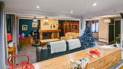 Maison - 138 m² - 5 pièces