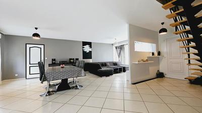 Maison - 152 m² - 5 pièces