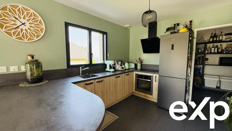 Maison - 102 m² - 4 pièces