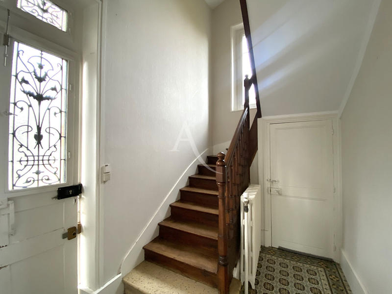 Maison - 146 m² - 7 pièces