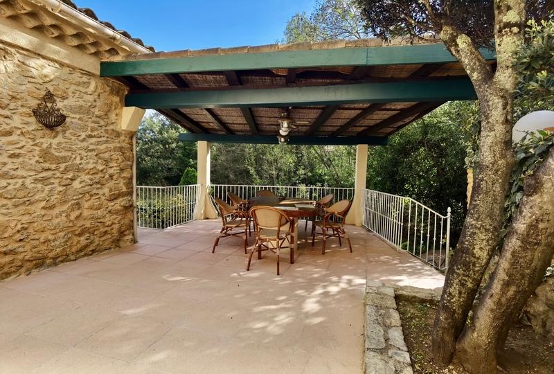 Mas - 175 m² - 7 pièces