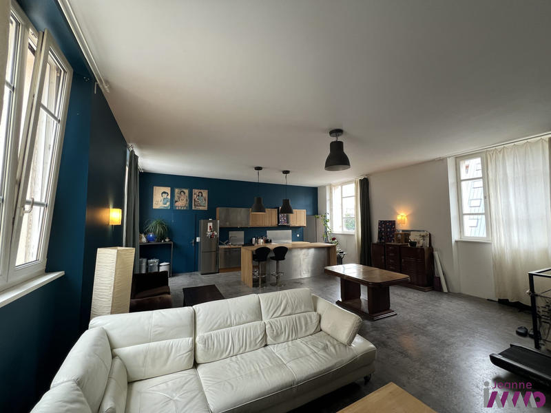 Appartement - 115 m² - 2 pièces